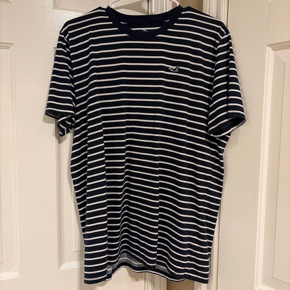 Hollister T-Shirt Mens XL Navy Blue White Striped Crew Neck Cotton Logo Shirt